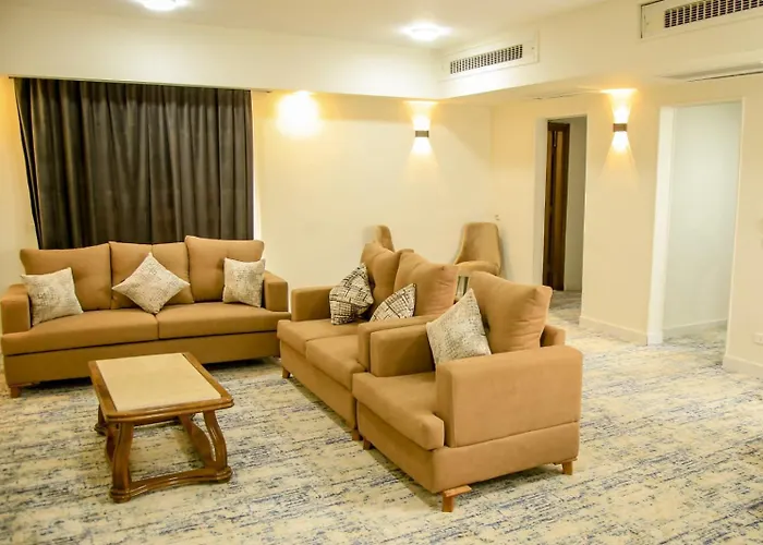 Elminya Compound