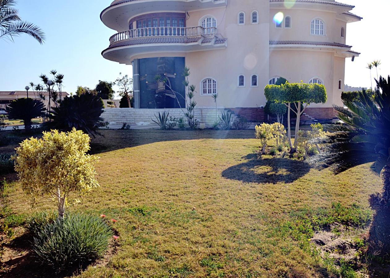 Hotel Elminya Compound